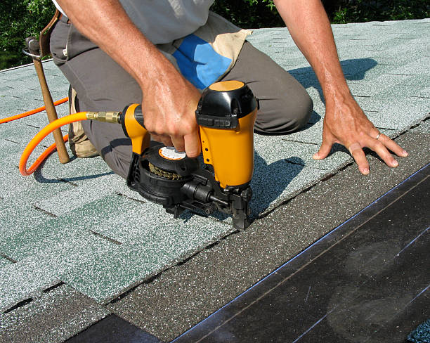 Best Roof Maintenance Services  in North Oaks, MN